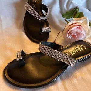 Italian Swarovski crystal sandals. NEW!    7.5